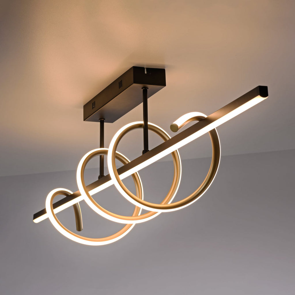 LED taklampe Emanda dimbar svart-messing 120 cm sett fra siden