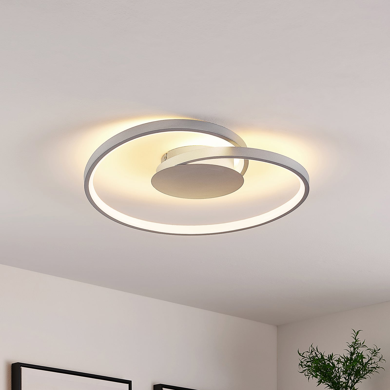 LED taklampe Enesa dimbar sølv forfra