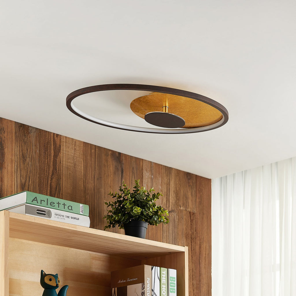 LED taklampe Feival dimbar rust/gull 61x36 cm detalj av metallring
