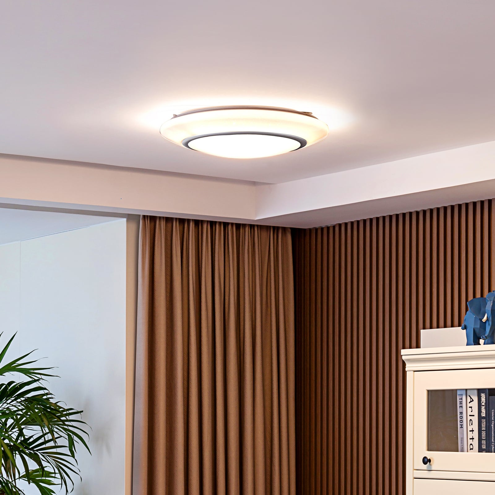 LED taklampe Felecina dimbar RGBW Ø50,5 cm foran