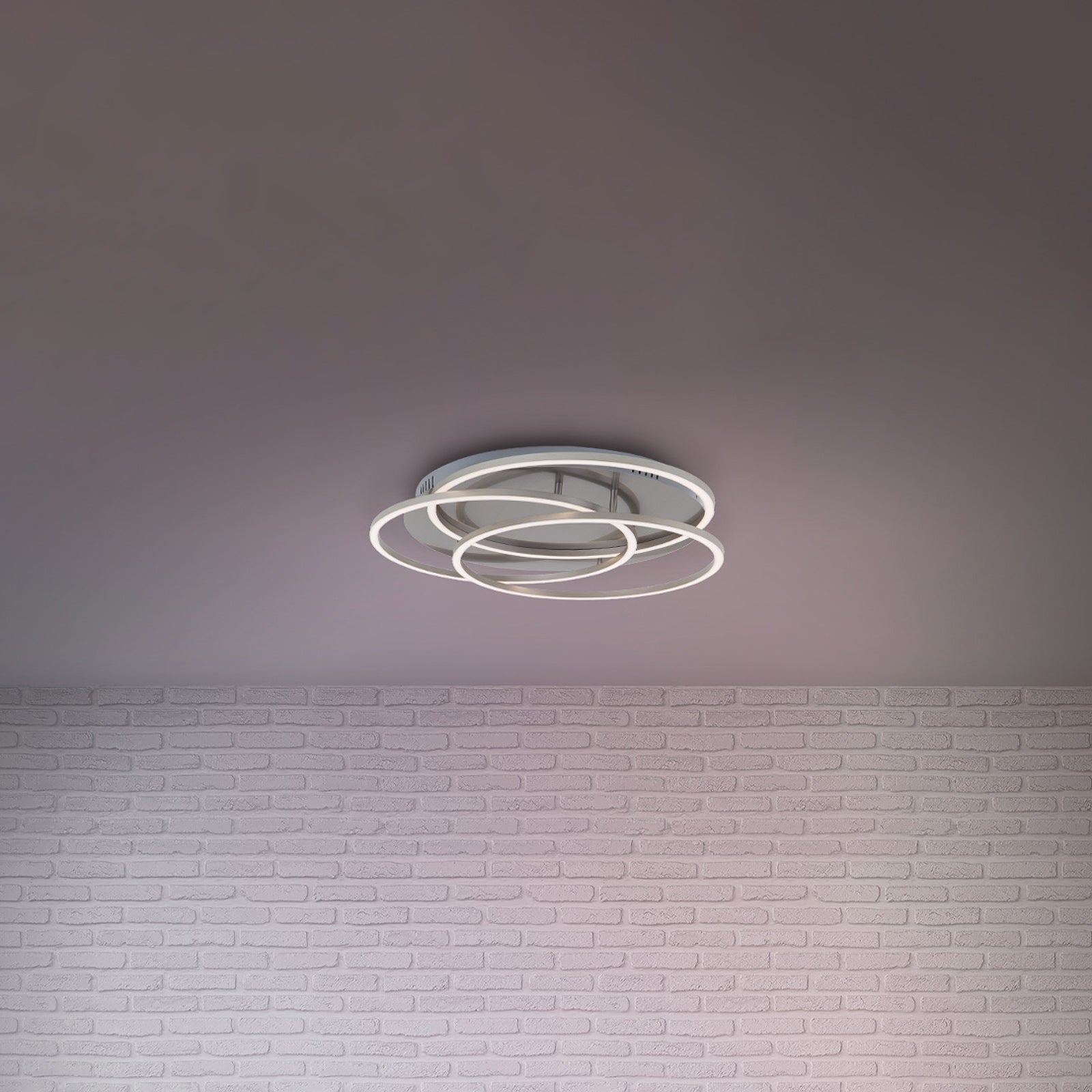Sideprofil av LED taklampe Frames tre ringer dimbar