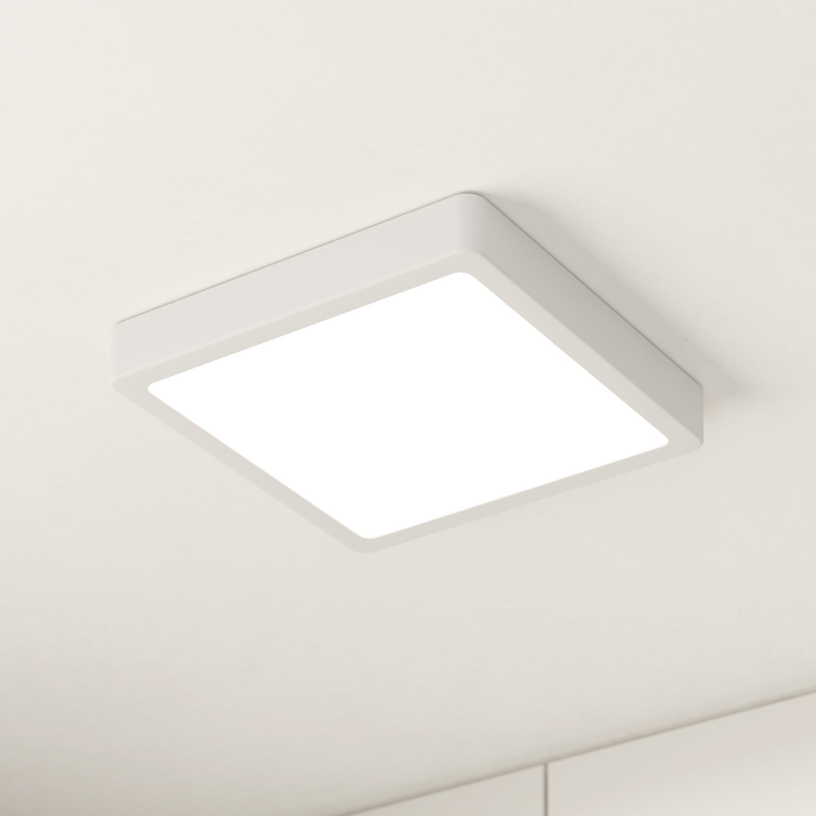 LED taklampe Fueva 5 hvit 21x21 cm 3000K IP44 forfra