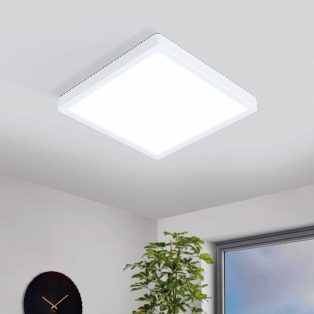 LED taklampe Fueva-Z smart dimbar bakside med monteringsdetaljer