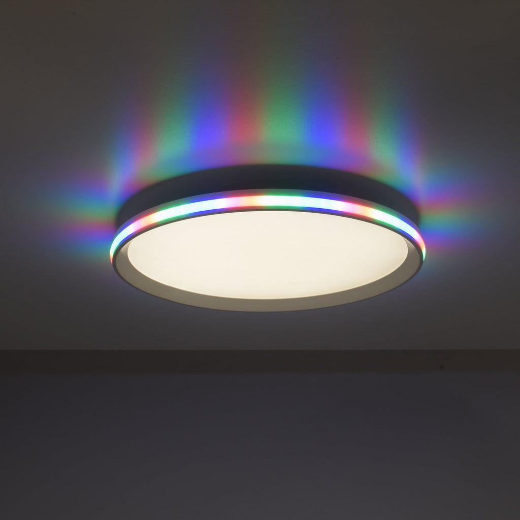Nærbilde av LED taklampe Galactica RGB/CCT dimbar Ø45 cm med fjernkontroll
