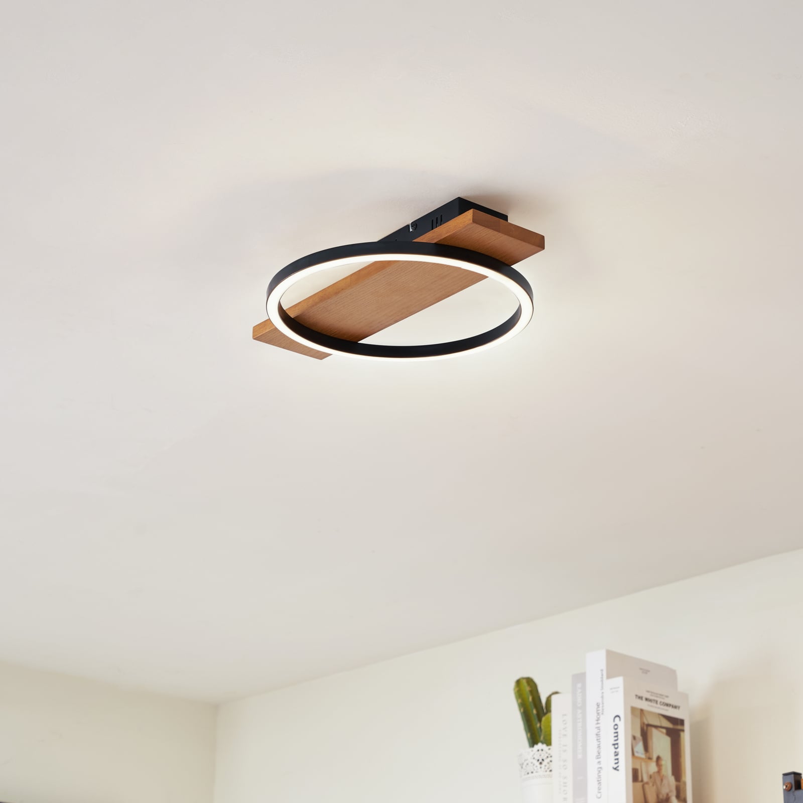 LED taklampe Galad dimbar tre og hvit Ø30 cm bakside