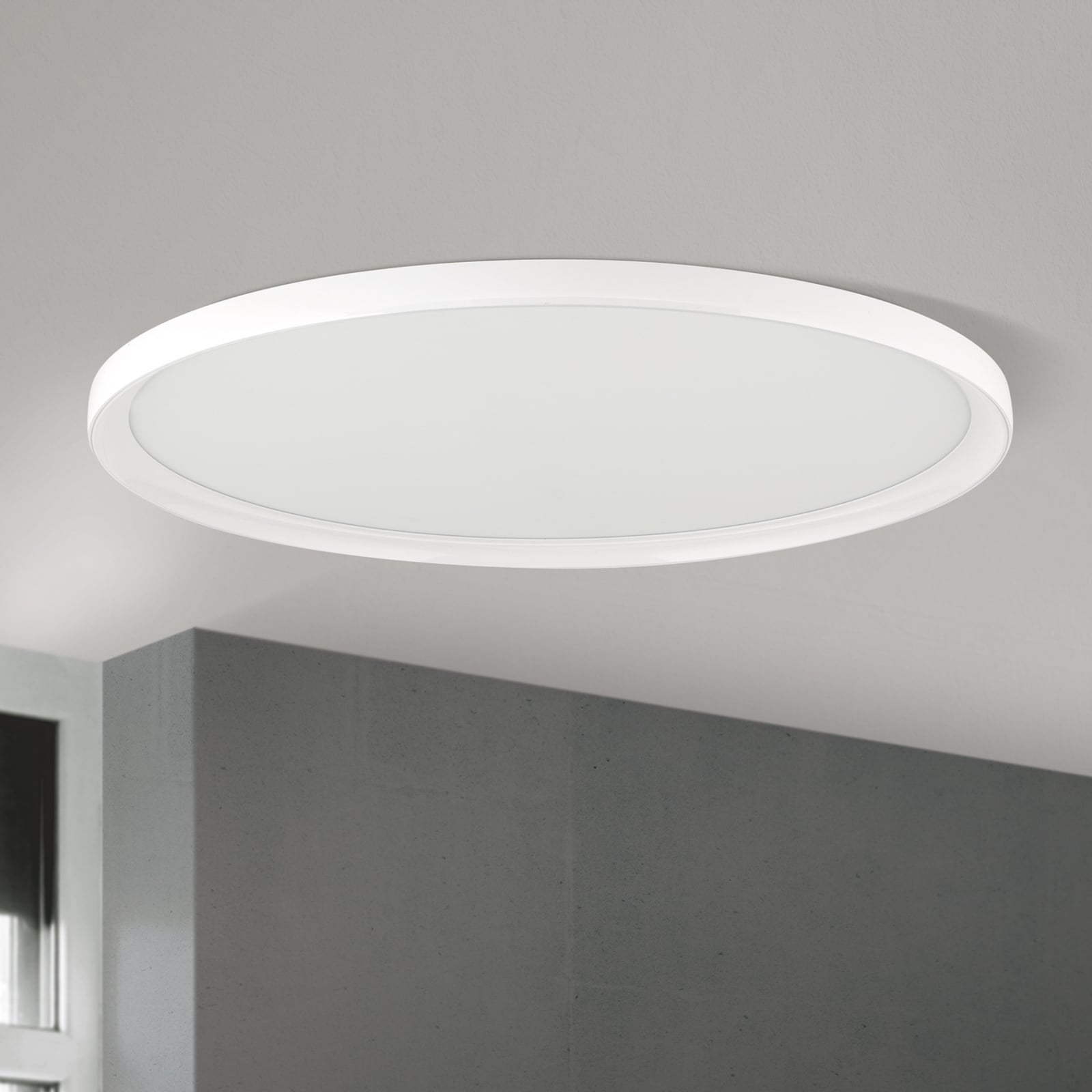 LED taklampe GAMMA Ø60 cm hvit CCT dimbar med fjernkontroll bakside