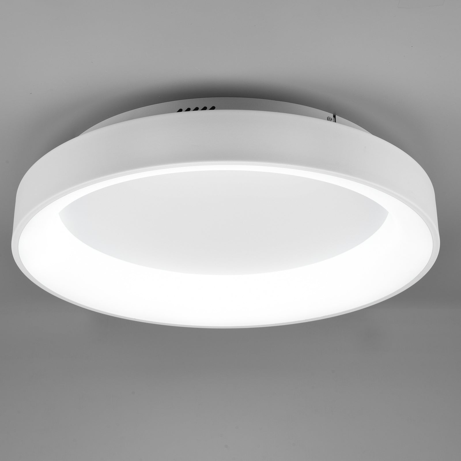 Nærbilde av LED taklampe Girona dimbar med fjernkontroll Ø60 cm hvit lys