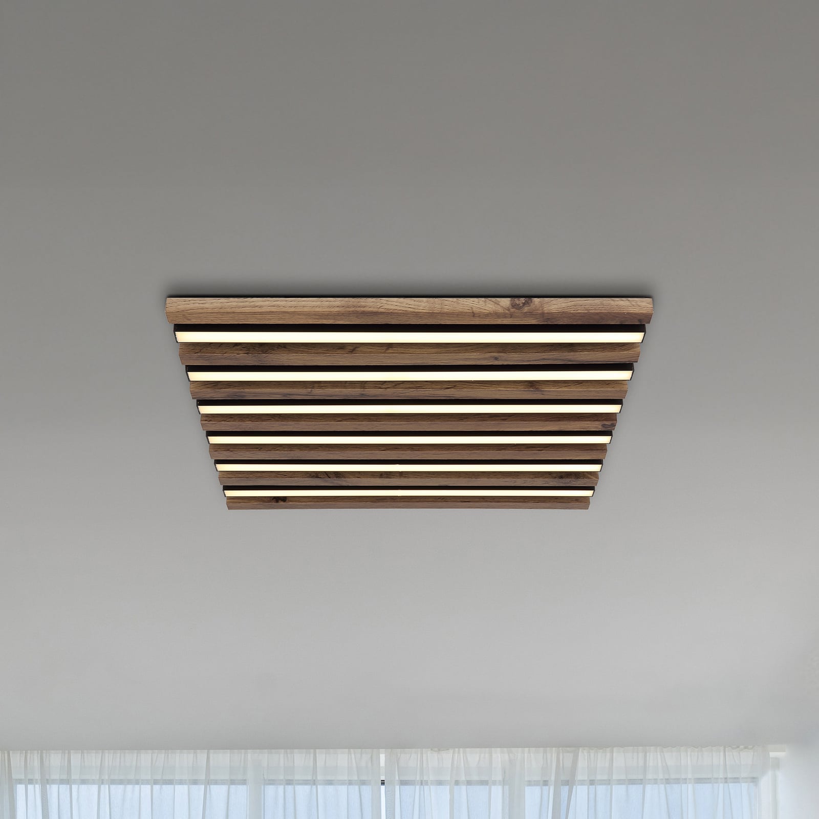 LED taklampe Hayden svart mørkt tre forfra