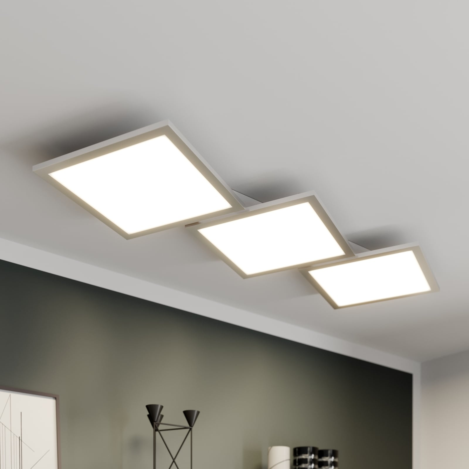 LED taklampe Ilira 3-lys sølv CCT dimbar med fjernkontroll forfra