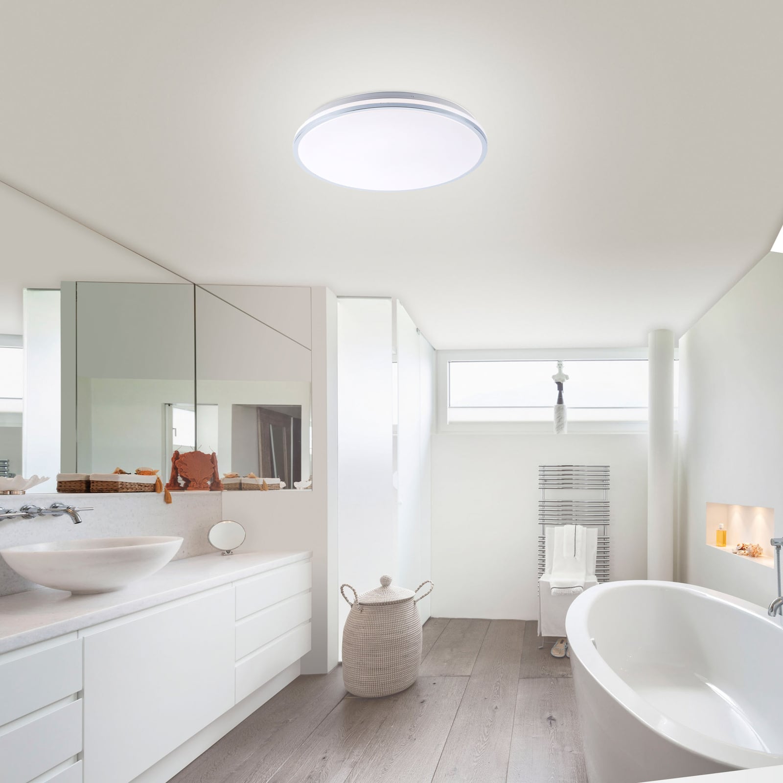 LED taklampe Isabell krom/hvit nærbilde