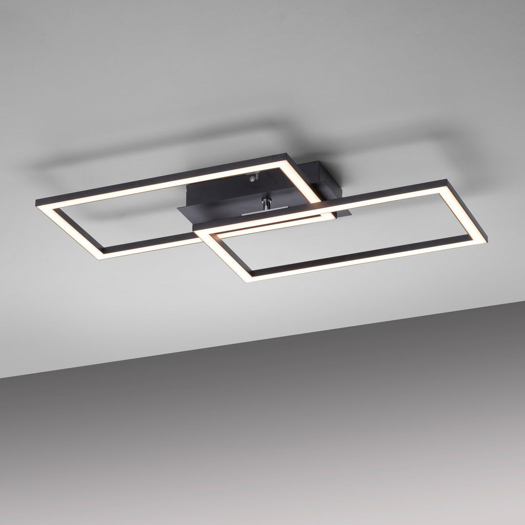 Detalj av LED taklampe Iven dimbar svart aluminium 54x31 cm