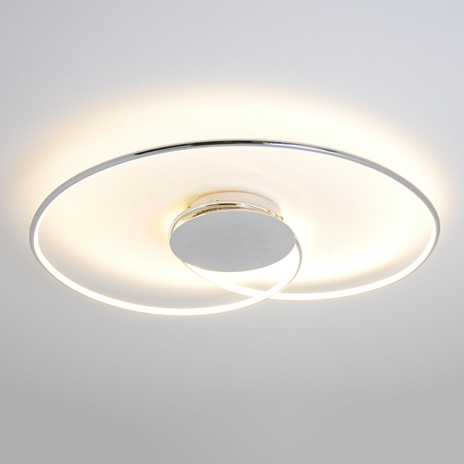 LED taklampe Joline krom/hvit metall Ø74 cm forfra