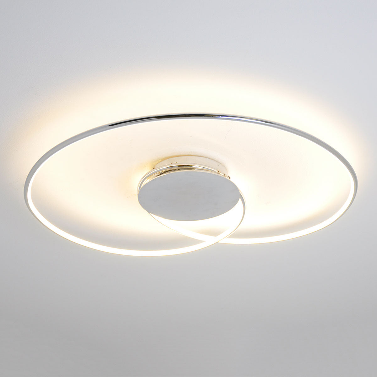 LED taklampe Joline krom/hvit metall Ø74 cm forfra