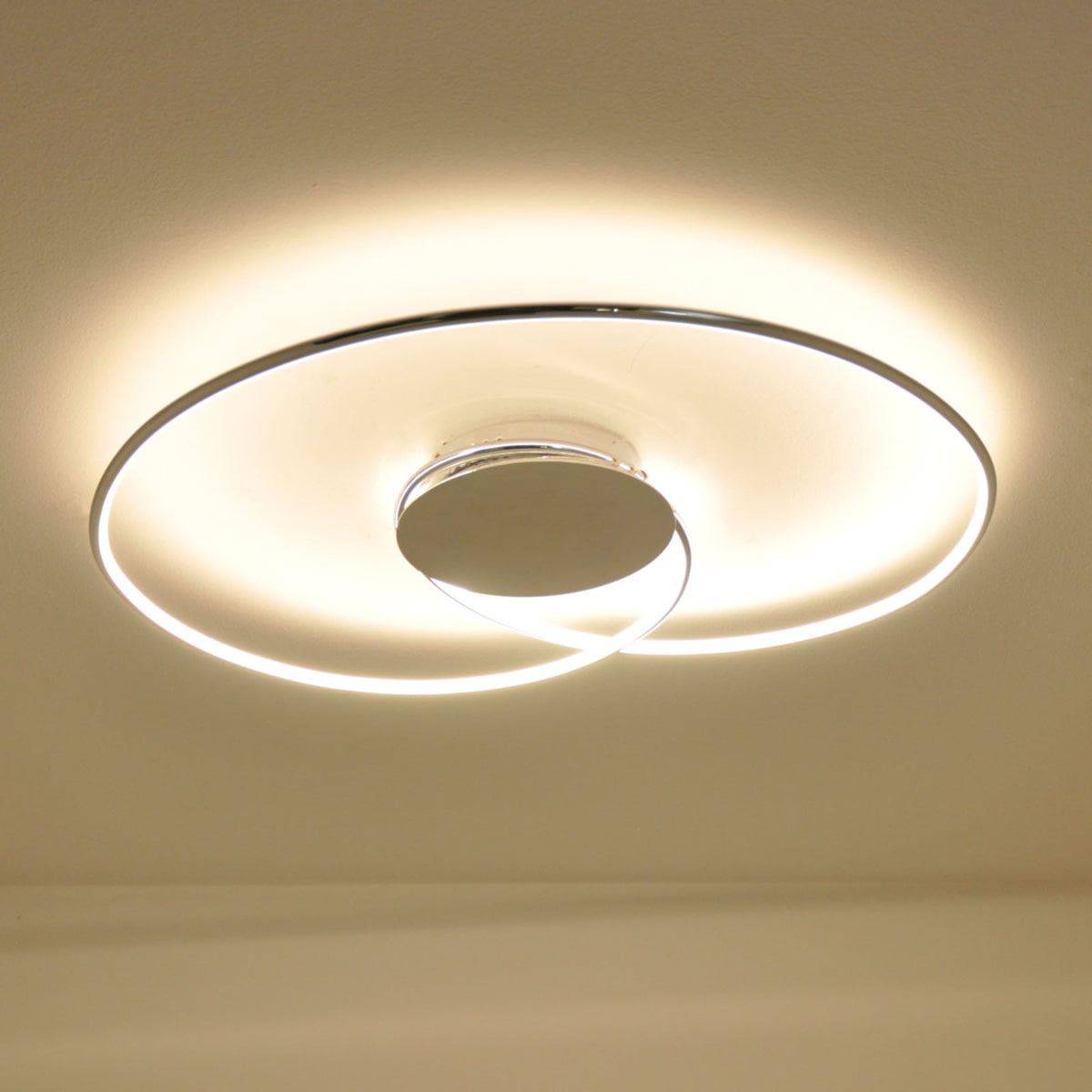 LED taklampe Joline krom/hvit metall Ø74 cm bakside