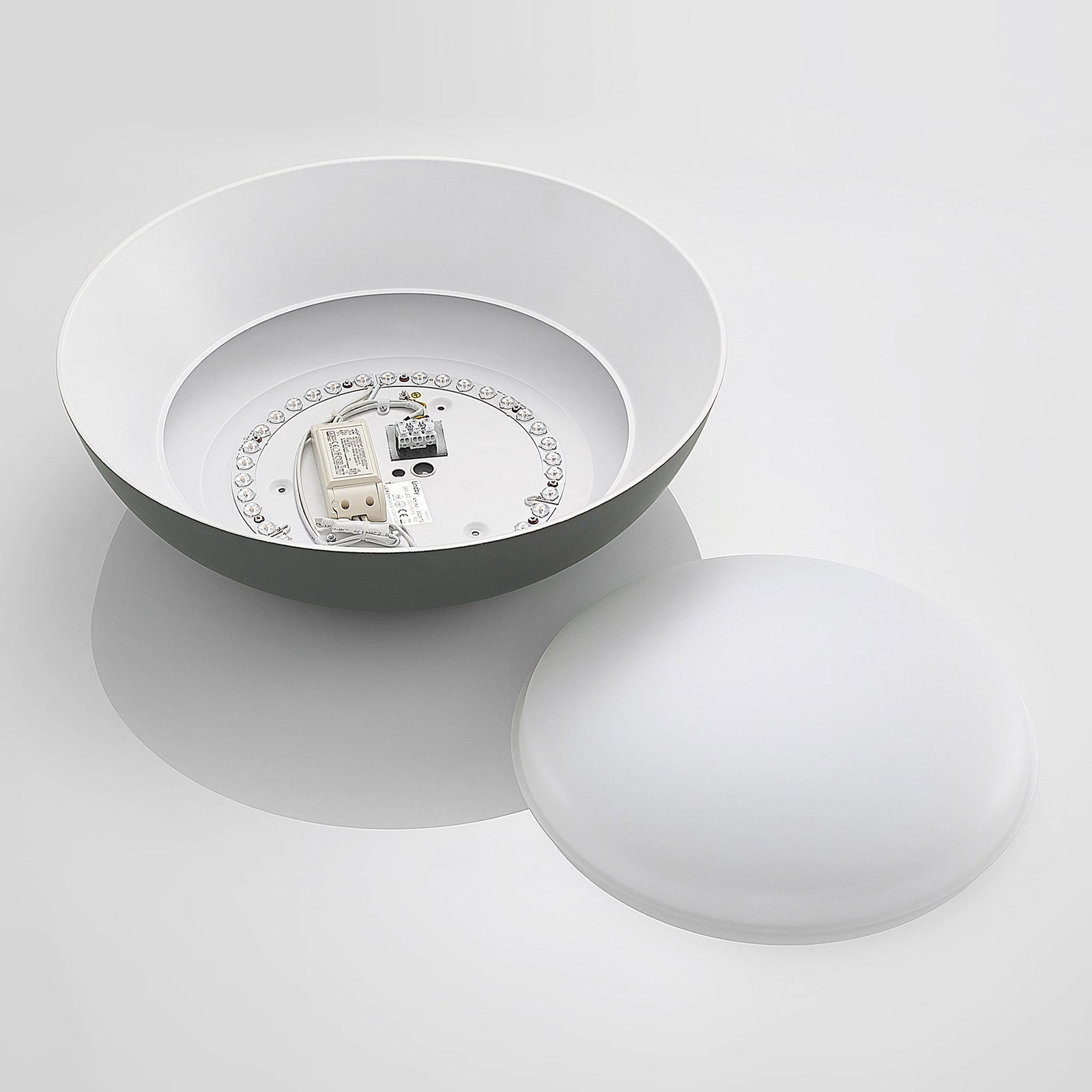 LED taklampe Juliven grå aluminium installasjon