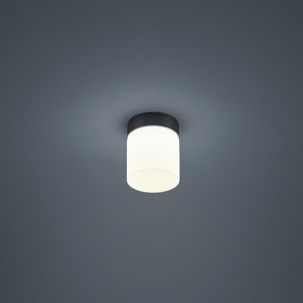 LED taklampe Keto sylinder opalglass svart matt IP44 forfra