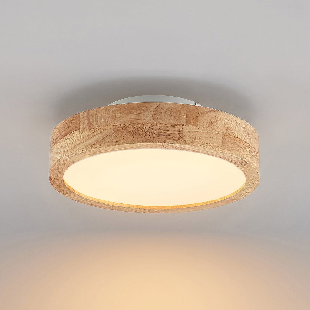 Detaljbilde av akrylskjerm på LED taklampe Lanira eik dimbar fjernkontroll