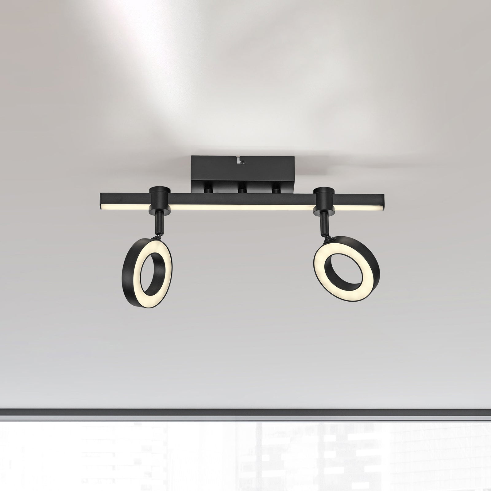 LED taklampe LOLAsmart Bileda 2-lys RGBW svart forfra