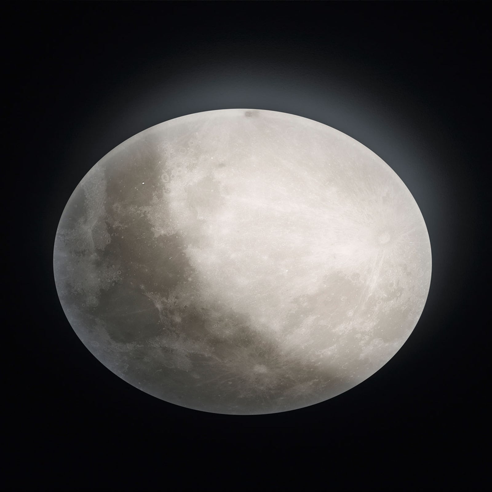 Montert LED-taklampe Lunar dimbar med fjernkontroll Ø60 cm hvit i rom