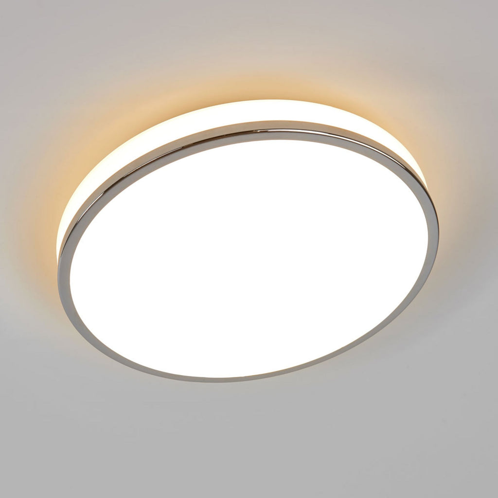 LED taklampe Lyss glass krom bakside