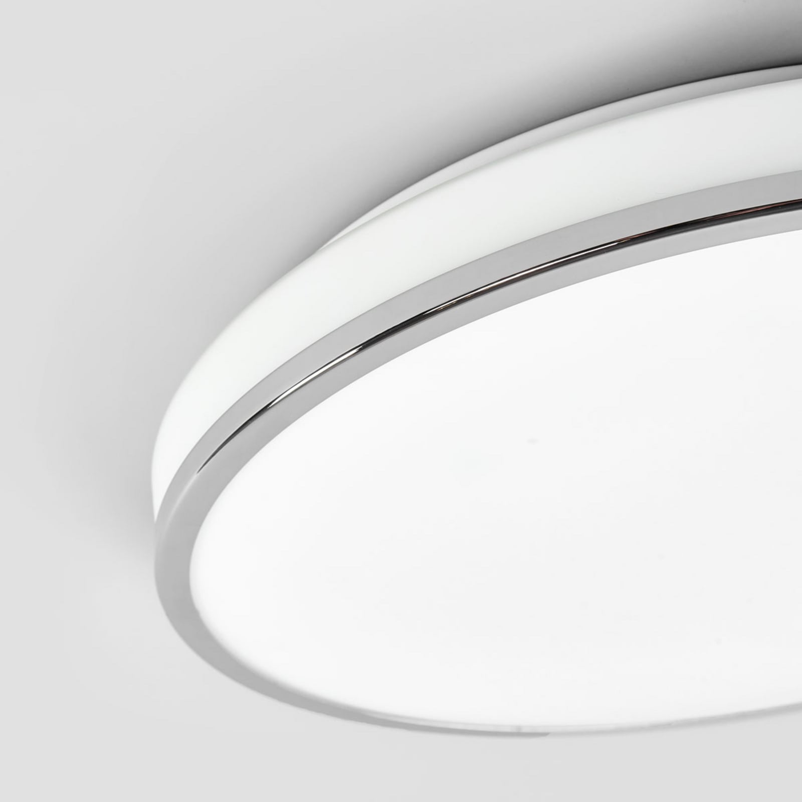 LED taklampe Lyss krom glass Ø40 cm 25W IP44 - Lindby