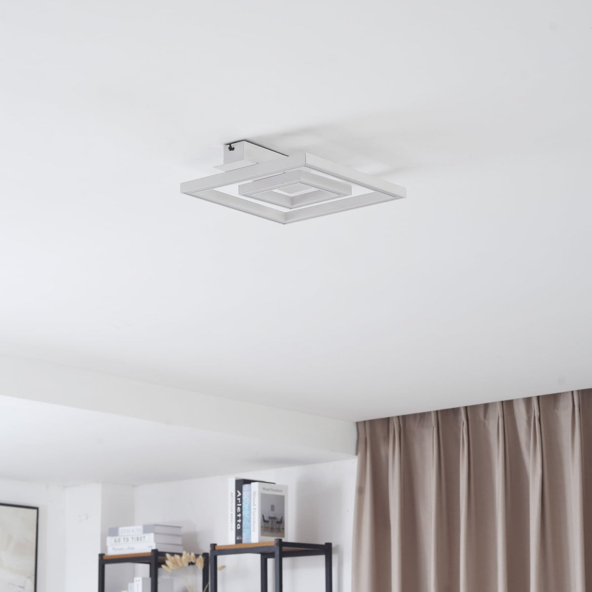 Detalj av LED taklampe Madamo hvit 30x30 cm 21W varmhvit