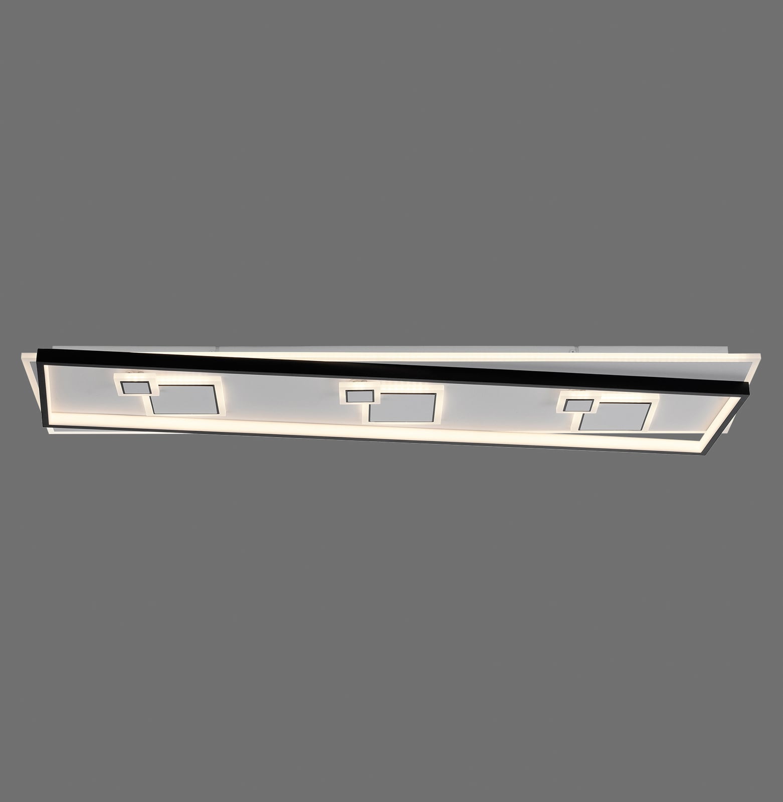 LED taklampe Mailak svart aluminium montert i rom
