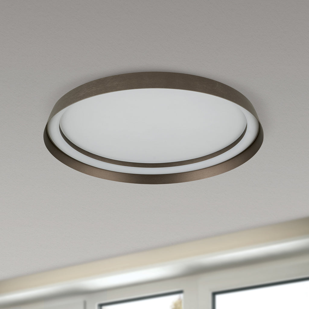 LED taklampe Manta aluminium bronse Ø45 cm detalj
