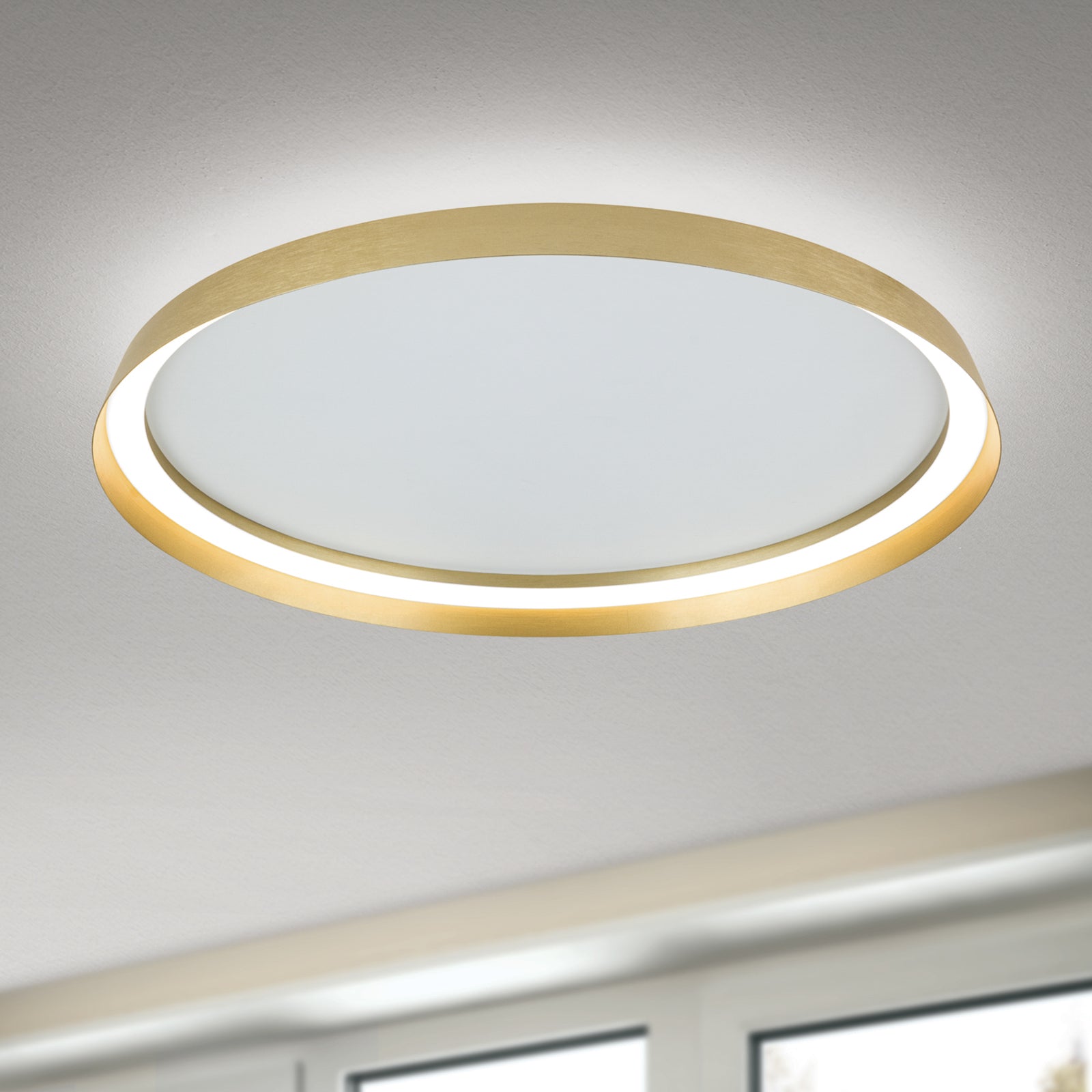 LED taklampe Manta aluminium gull CCT dimbar Ø60 cm bakside