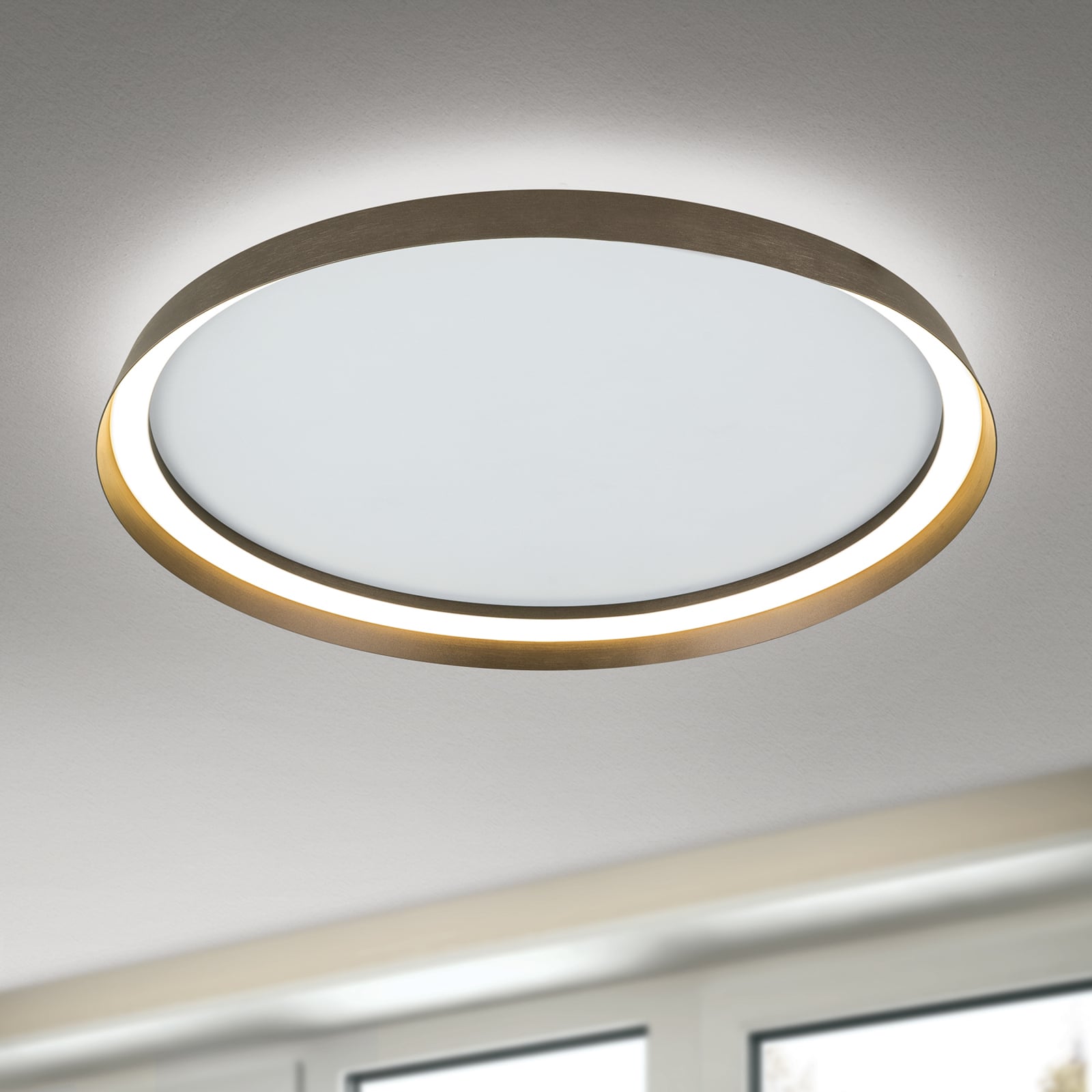 LED taklampe Manta dimbar aluminium bronse Ø60 cm bakside