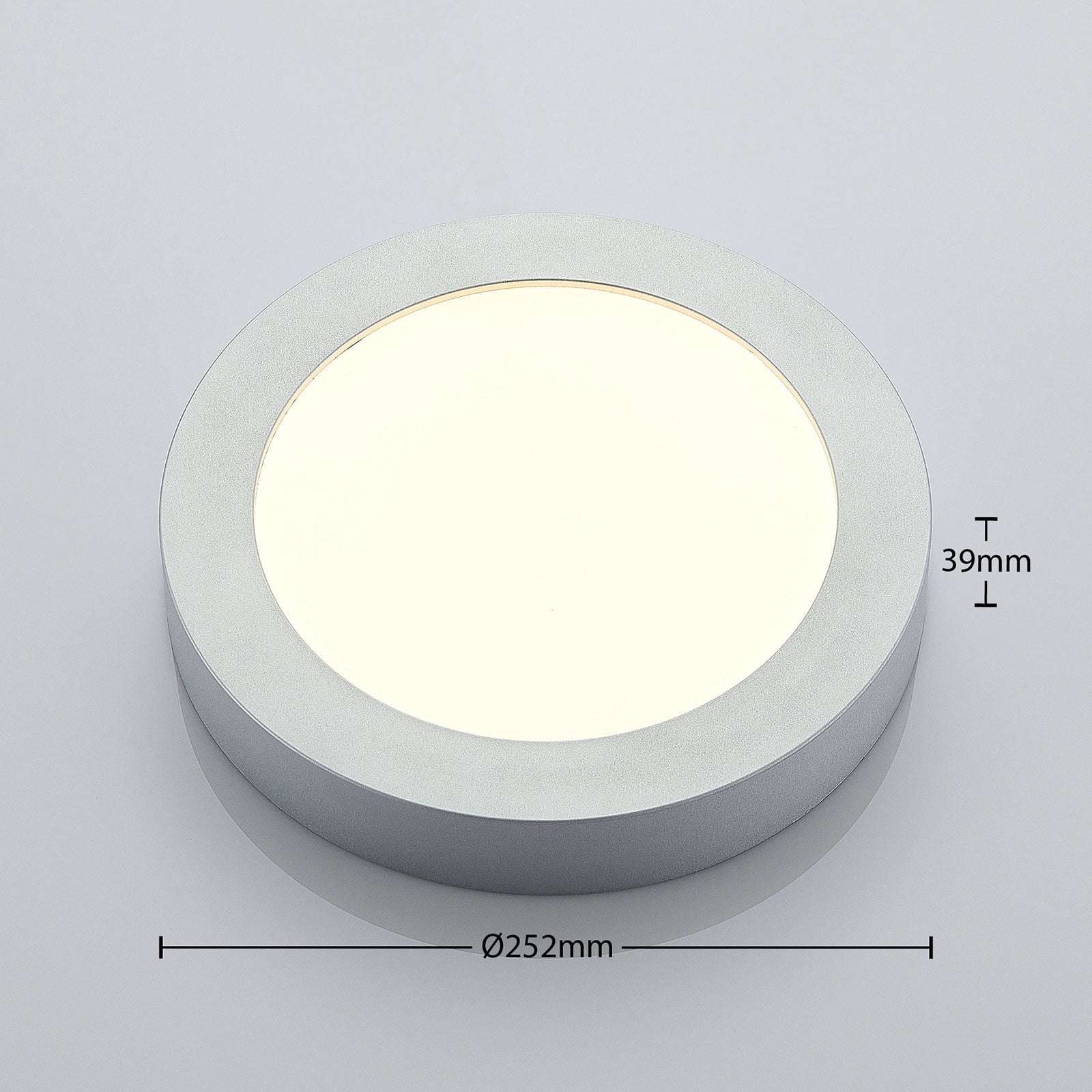 LED taklampe Marlo rund sølv/hvit Ø25,2 cm nærbilde av lyskilde
