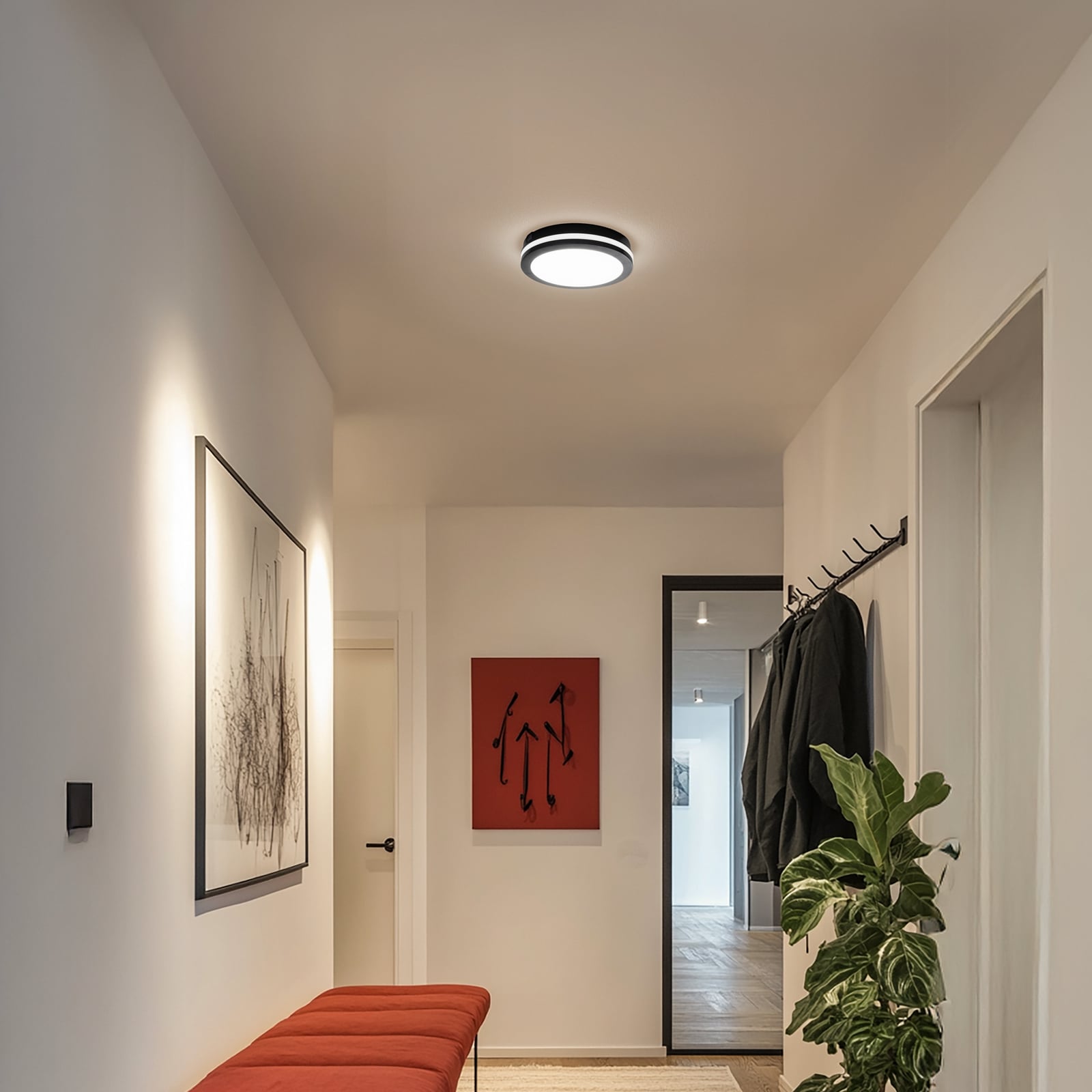 LED taklampe Marlon svart plast bakside