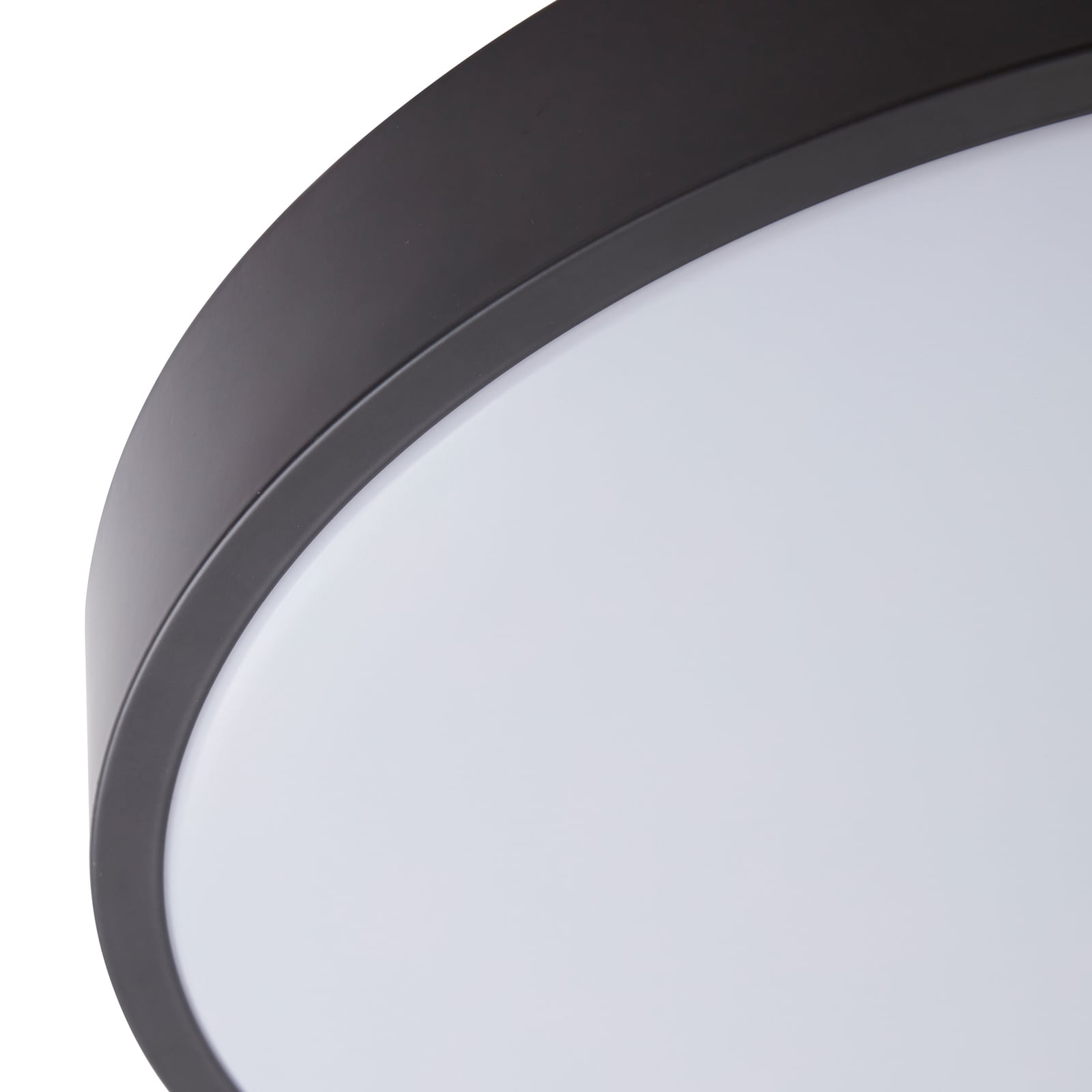 LED taklampe Medon svart metall Ø38 cm IP44 nærbilde av metallramme