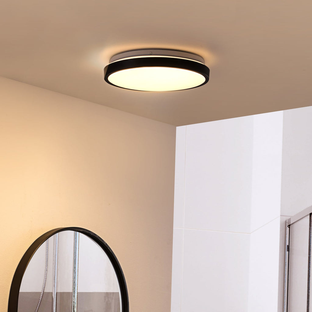 LED taklampe Medon svart plast Ø29 cm IP44 forfra