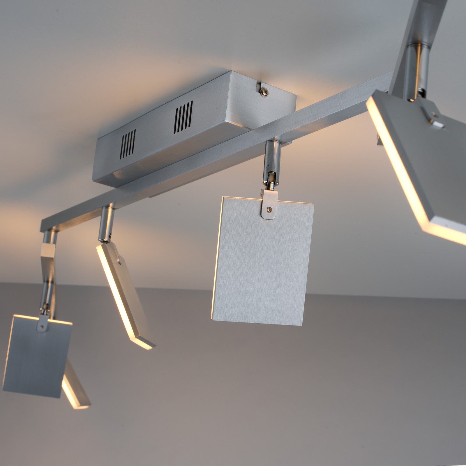 Fjernkontroll til LED taklampe Mira 6-lys dimbar CCT fjernkontroll aluminium