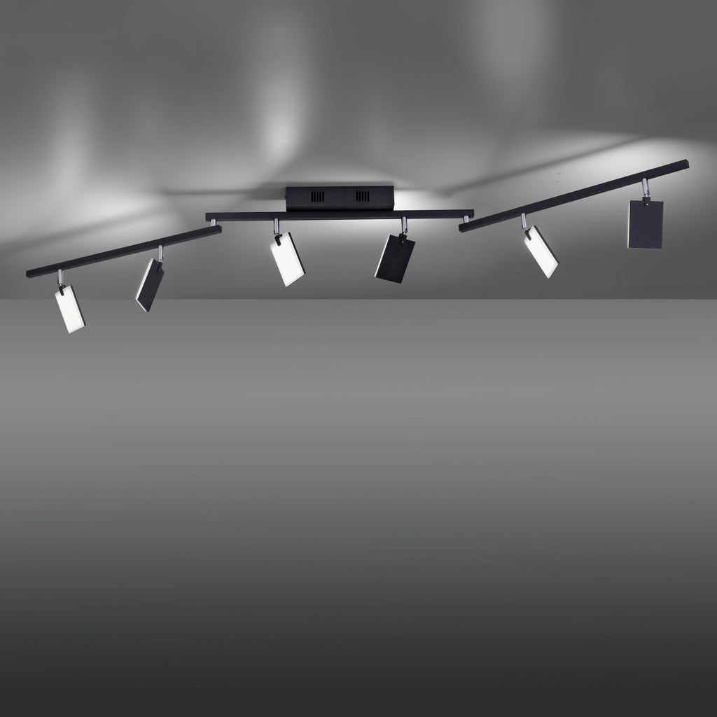 Nærbilde av justerbare armer på LED taklampe Mira 6-lys dimbar CCT fjernkontroll svart