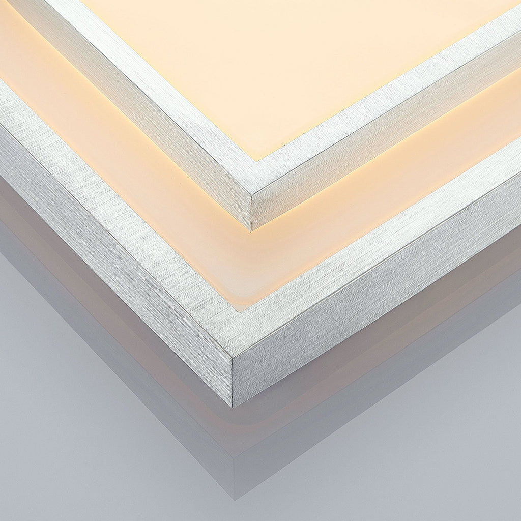 Sideprofil av LED taklampe Mirco kvadratisk aluminium 32x32 cm 19W