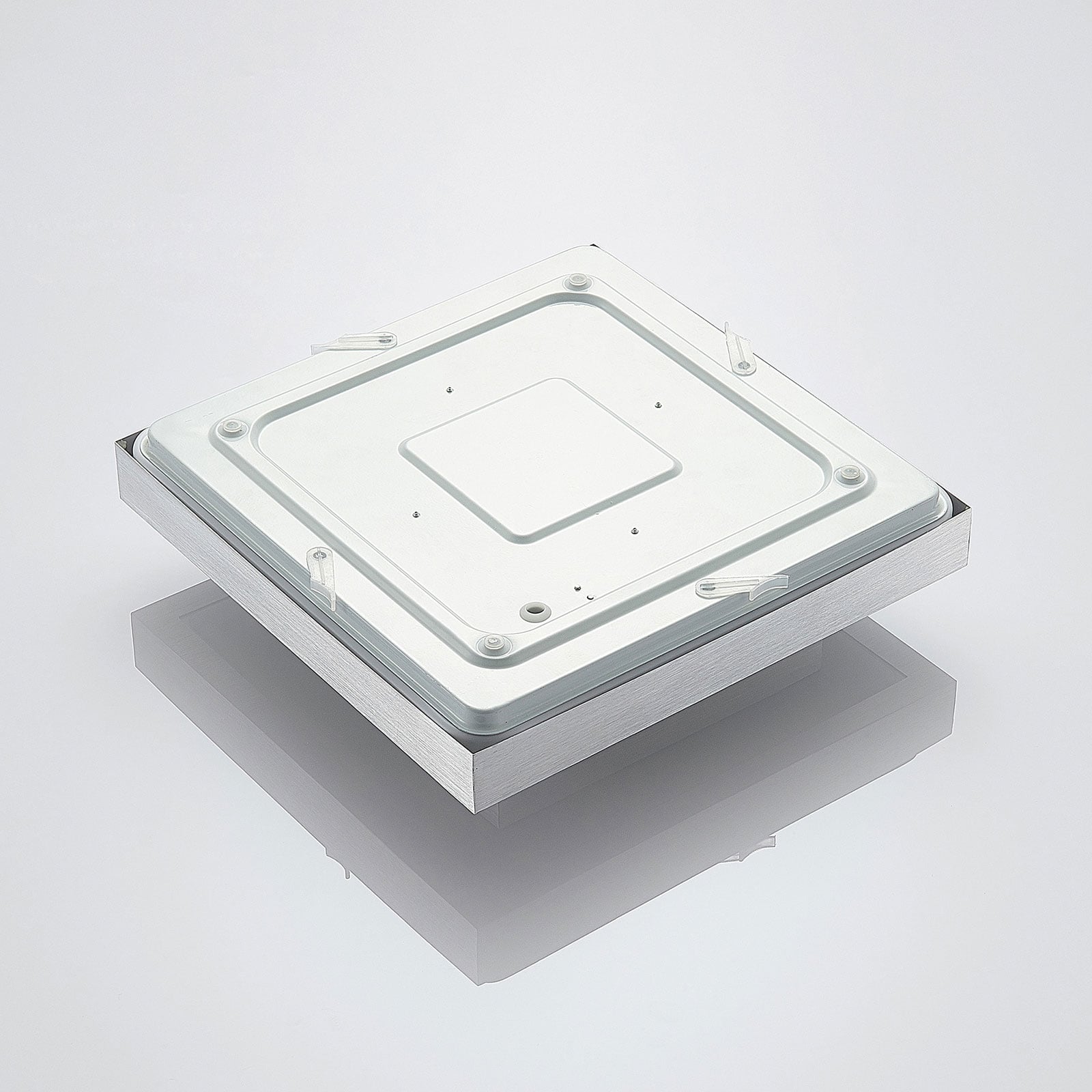 LED taklampe Mirco kvadratisk aluminium 32x32 cm 19W installasjon