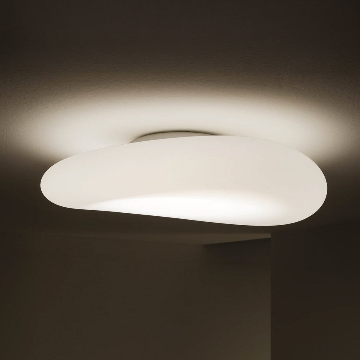 LED taklampe Mr. Magoo dimbar Ø76 cm hvit forfra