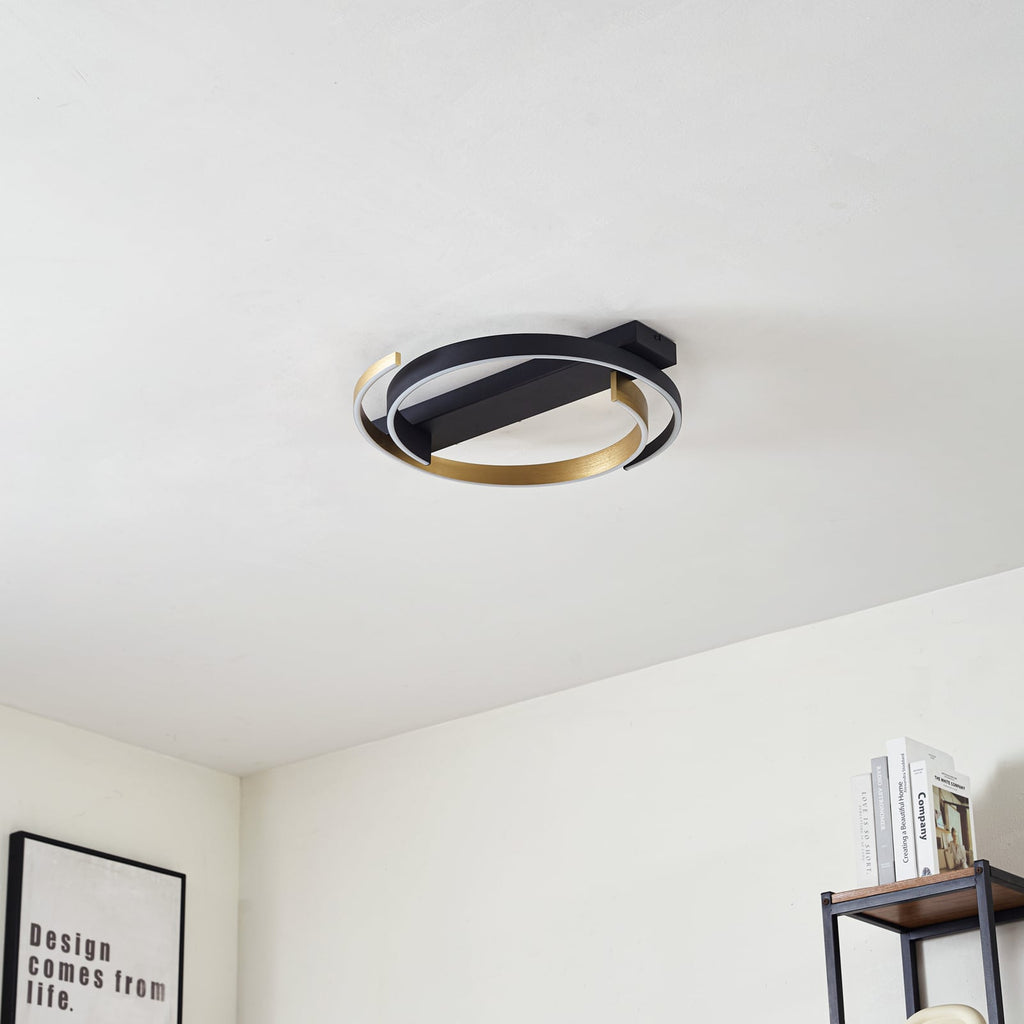 LED taklampe Natsuma svart/gull detalj
