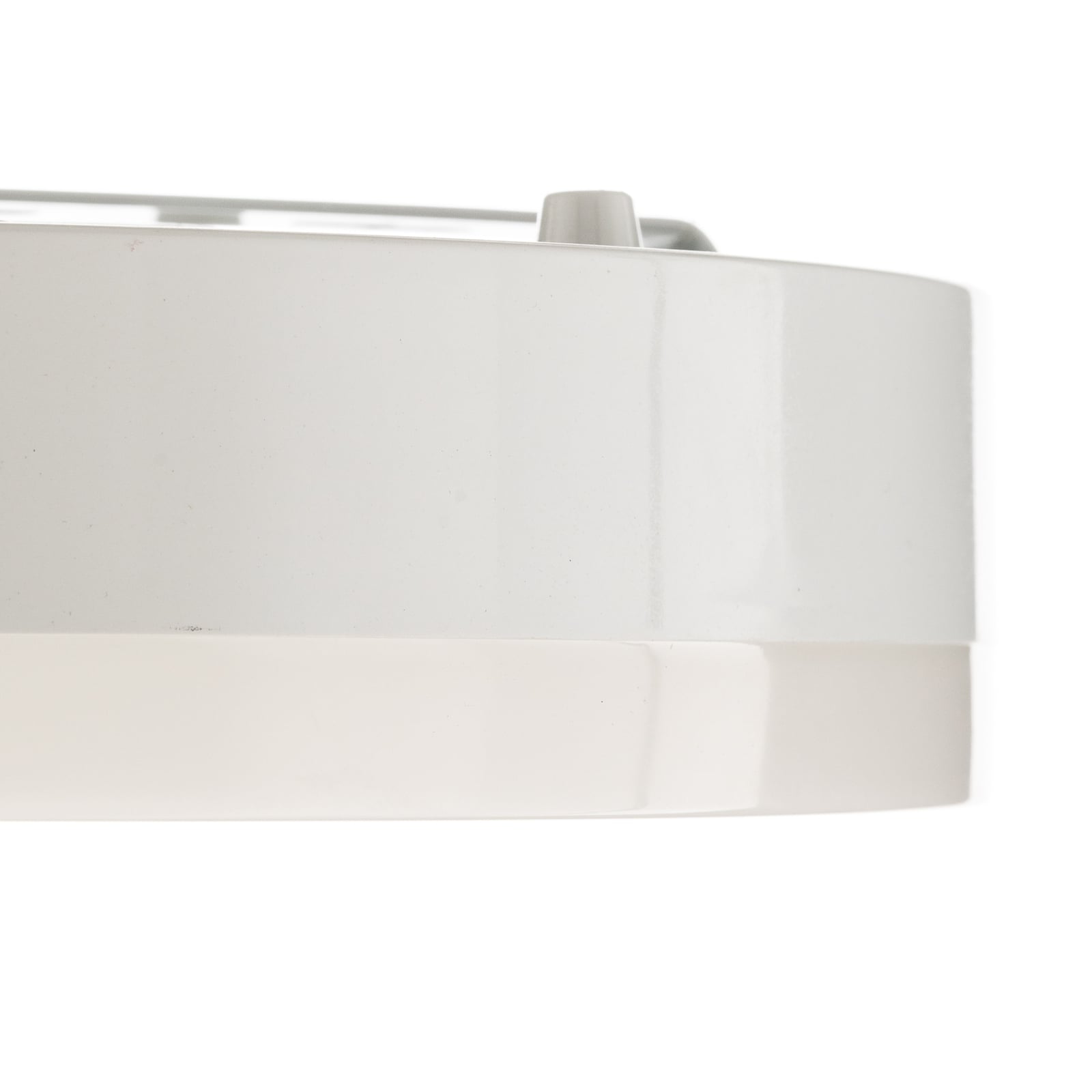 Nærbilde av LED taklampe Naxo rund hvit Ø28 cm 24W varmhvit IP44