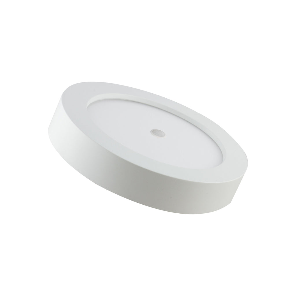 LED taklampe Naxo Sensor Gen. 2 montert i rom