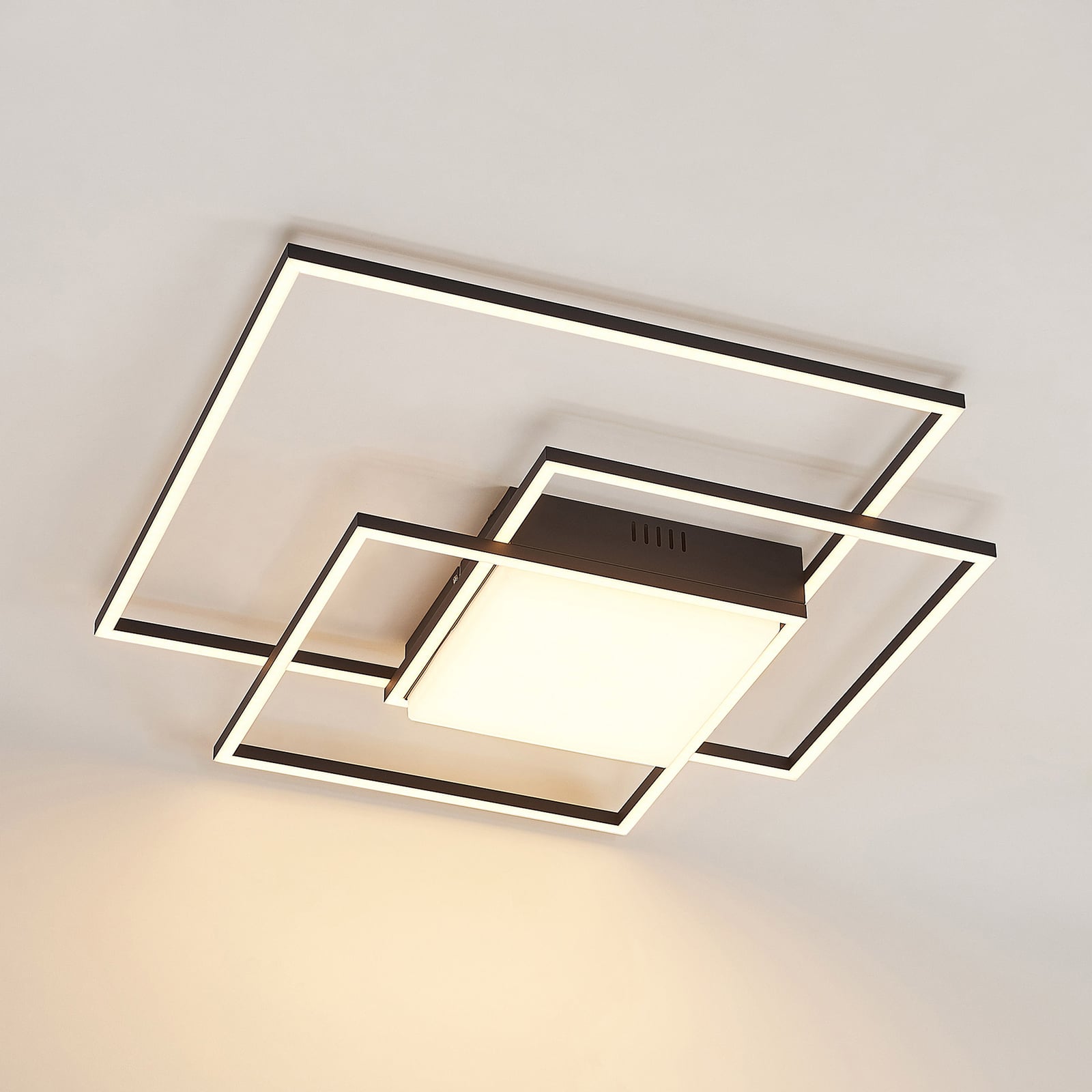 LED taklampe Nelinka nærbilde av LED-lyskilde