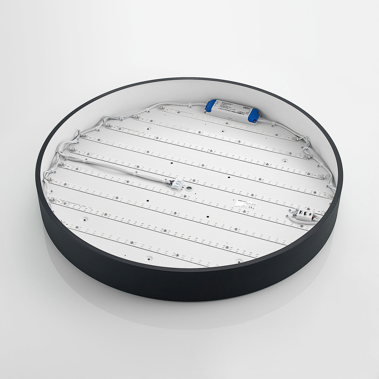 LED taklampe Noabelle total oversikt