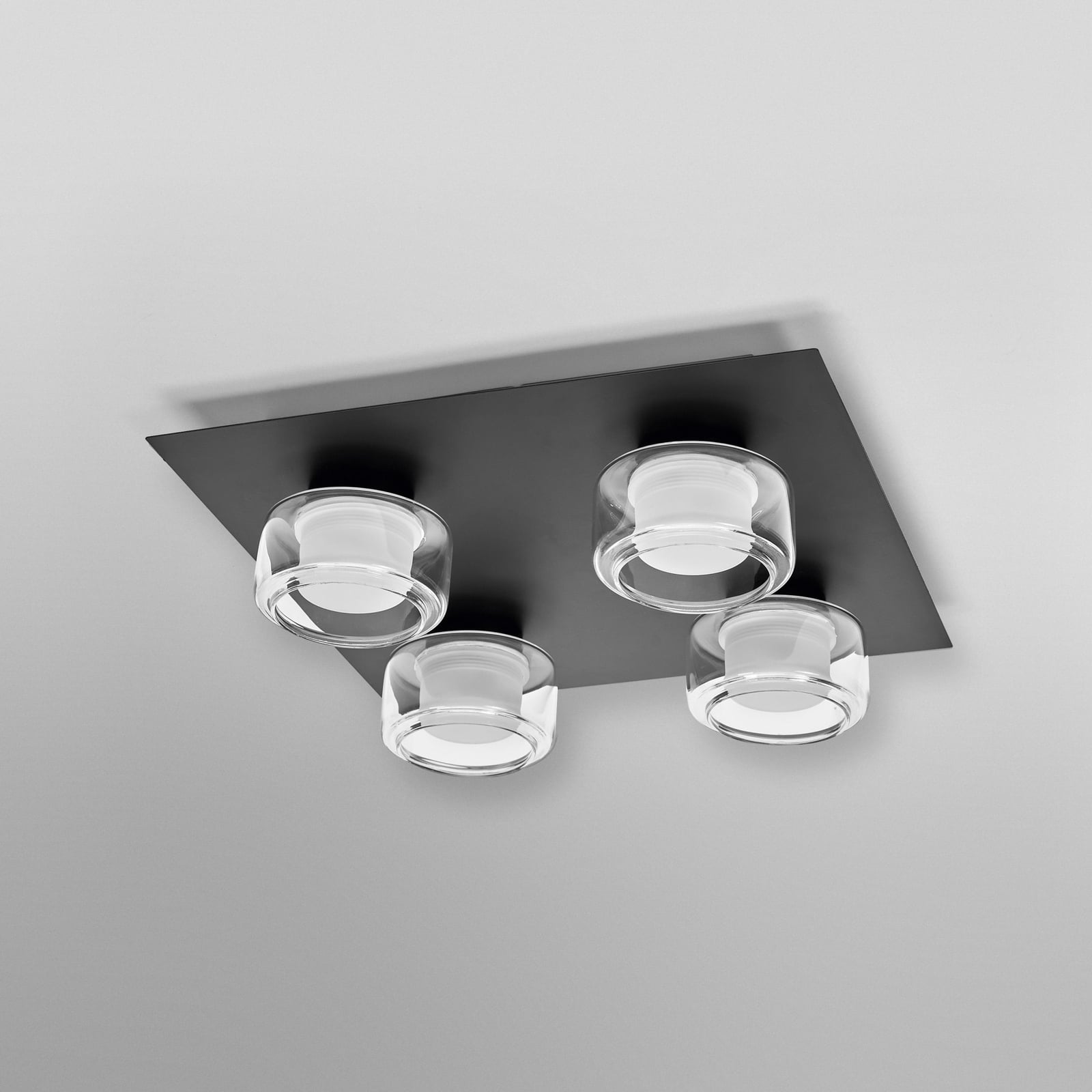 Detaljbilde av LED taklampe Orbis Flame 4-lys svart glass IP44