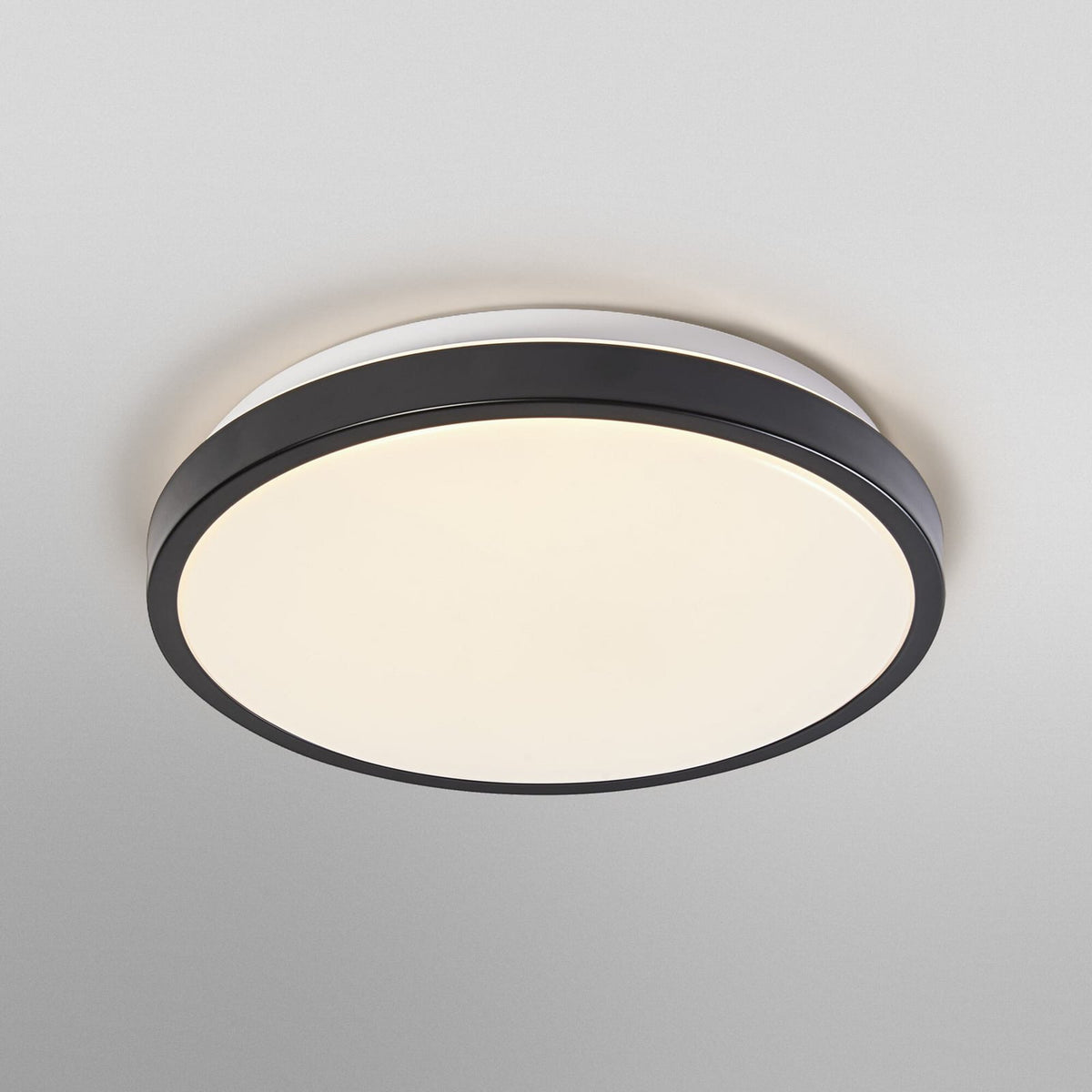 LED taklampe ORBIS LONDON svart metall Ø28 cm detalj