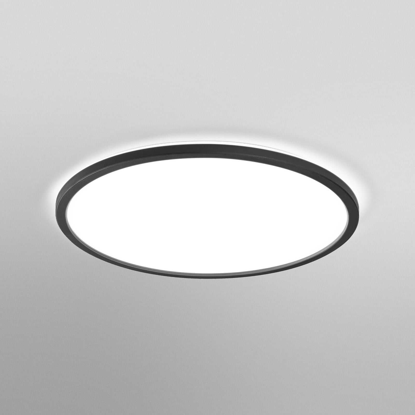 Montert LED-taklampe ORBIS ULTRA SLIM dimbar svart Ø40 cm i rom