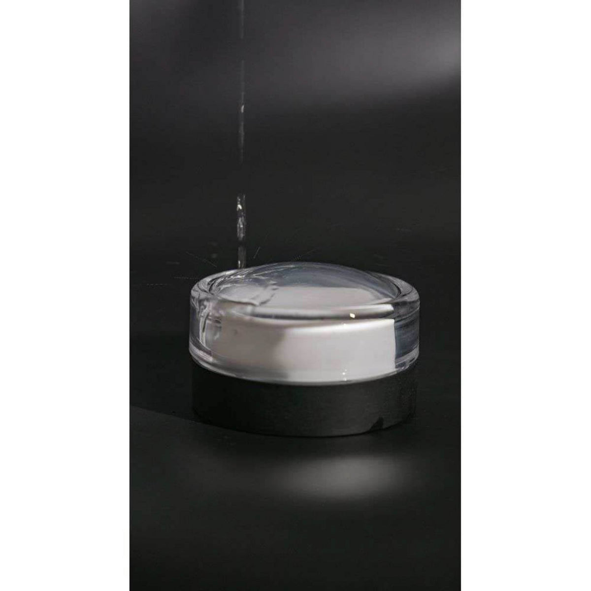 Detalj av LED taklampe Otto Convex dimbar klar glass Ø13 cm IP65