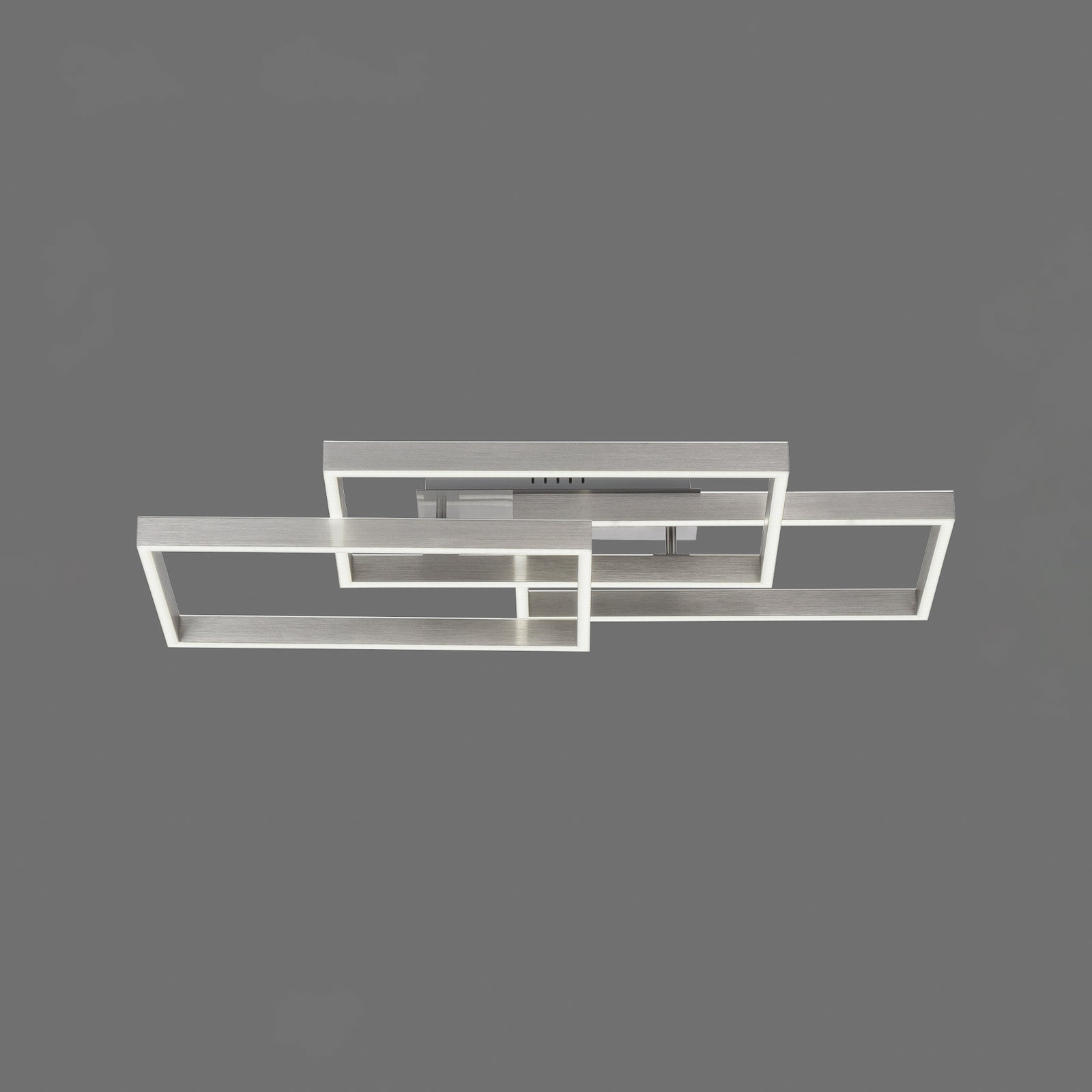LED taklampe Paan CCT dimbar 82x50 cm med fjernkontroll montert i rom