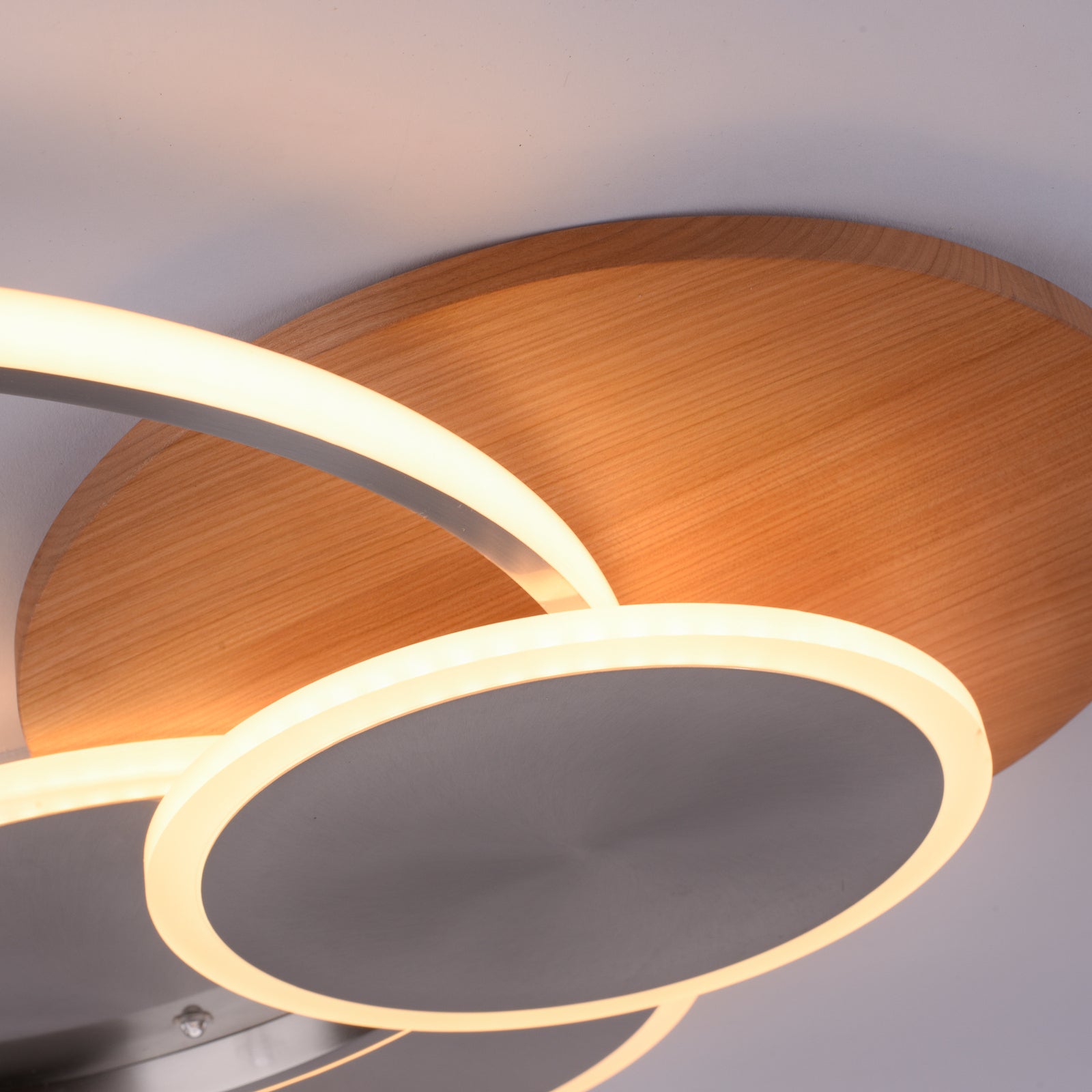 Montert LED taklampe Palma CCT dimbar med fjernkontroll 65 cm i rom